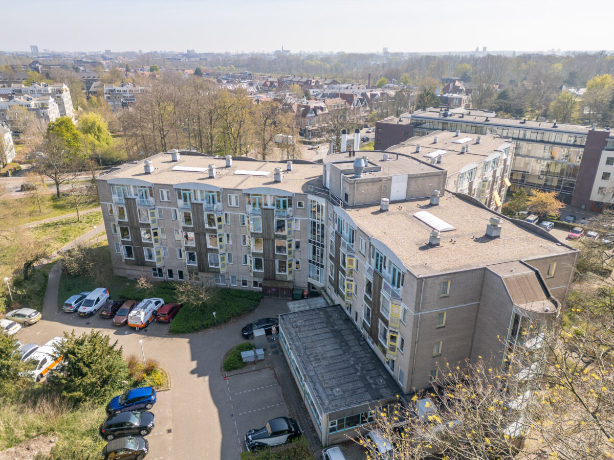 Foto bovenaanzicht gebouw de rijp